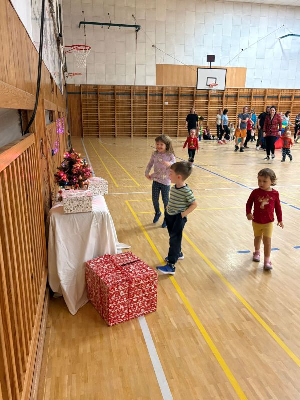 Vánoční hodina- rodiče s dětmi 17. 12. 2025